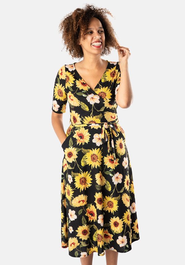 Find the perfect Zinna Large Sunflower Print Midi Dress Fashion